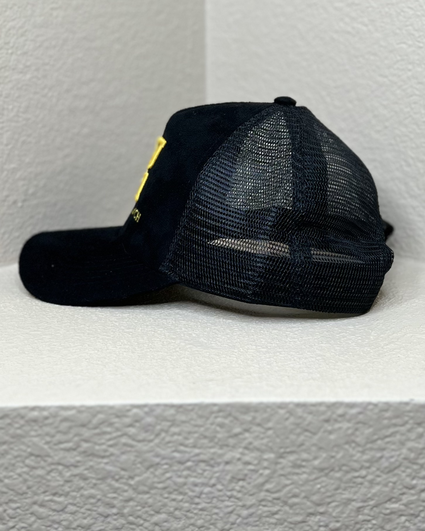 cap_suede_4